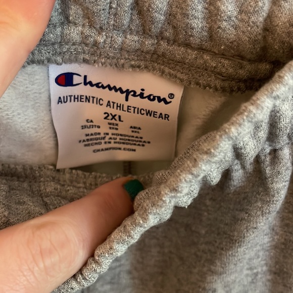 Champion Mens gray joggers new w/ tags 2x - Picture 2 of 2